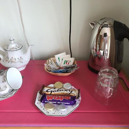 Room In Guest Room - Orchard Manor, Fore Street, Nr Truro Ngoại thất bức ảnh